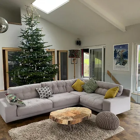 Stunning 4-bedroom With Wild Swimming Pool * Skelsmergh